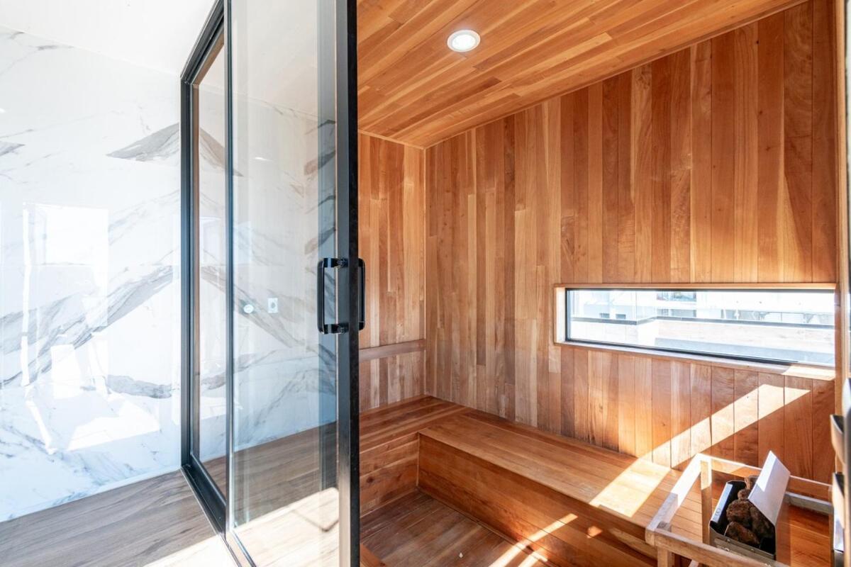 Stylish In The Heart Of The Malecon Apartamento